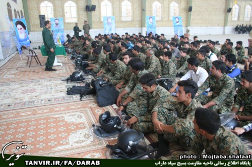 رزمایش تمرینات تاکتیکی گردان امام علی (ع) در شهرستان داراب