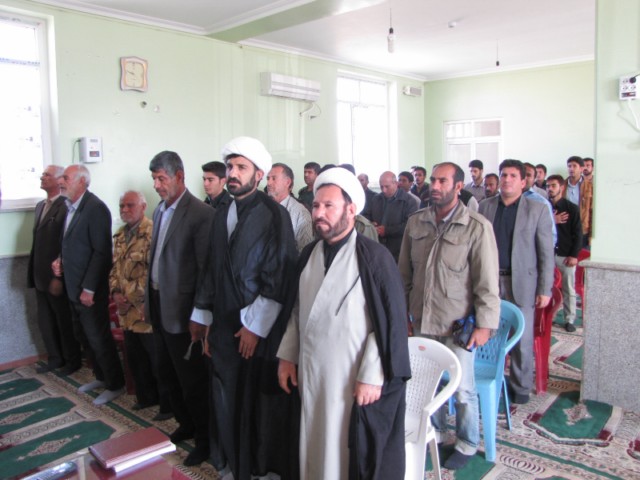 نشست سیاسی بصیرتی فرماندهان،رزمندگان و مدیران بسیج در نماز خانه ناحیه برگزار شد