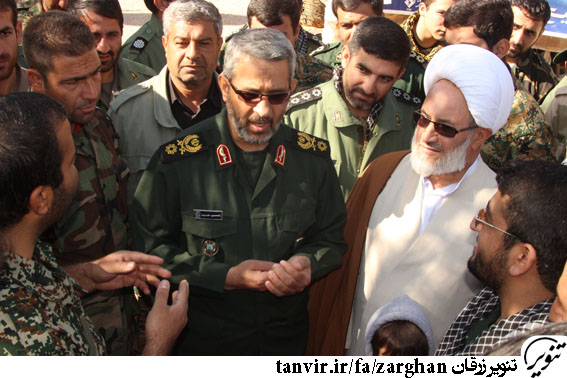 بازدید فرمانده سپاه فجر فارس از رزمایش گردانهای زرقان