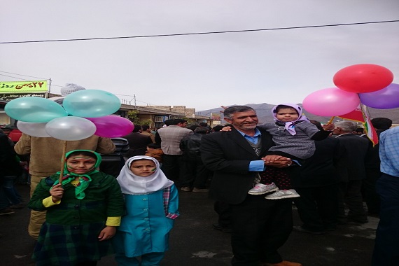 حضور حماسی مردم آباده طشک در یوم الله 22 بهمن