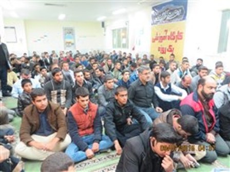 اجرای کارگاه آموزشی اعضاء شورای پایگاههای مقاومت  بسیج مساجد و محلات ، با حضور تعداد 400 نفر ازاعضاء شورای این پایگاهها در شرق شیراز