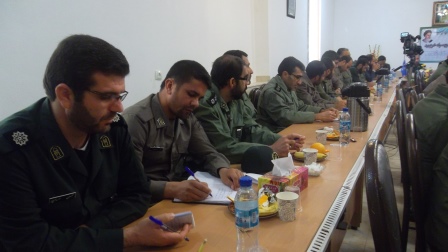 جلسه هم اندیشی فرماندهان حوزه های مقاومت شمال فارس در خرم بید