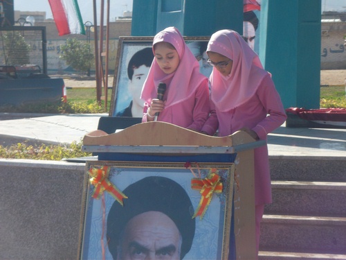 مراسم با شکوه دهه فجر- ورود حضرت امام خمینی (ره) در شهرستان خنج