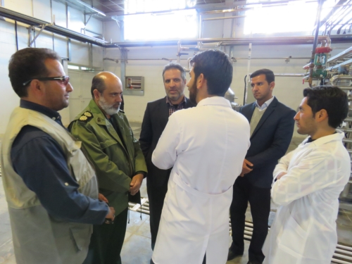 بازدید مسئول محترم سازمان بسیج سازندگی سپاه فجر از کارخانه شیر شهرستان ارسنجان