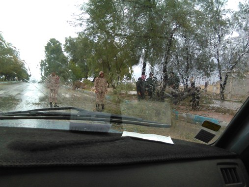 بازکردن شریانهای رفت وآمد شهرستان بدلیل بارش شدید باران + تصاویر