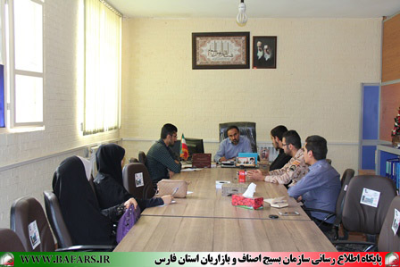 اولین جلسه مسئولین فضای مجازی و شباب با نواحی چهارگانه شیراز