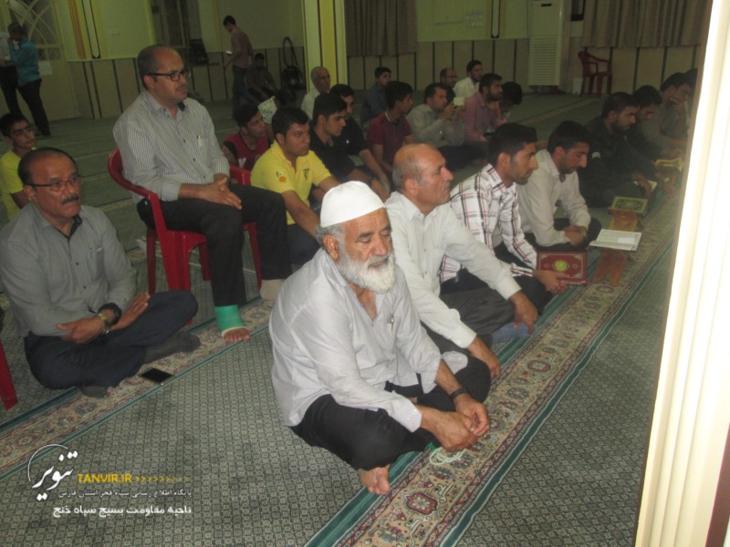گزارش تصویری : محفل انس با قرآن درخنج