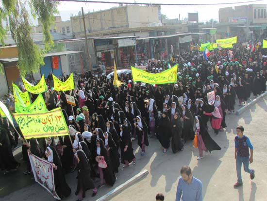 حضور پرصلابت دانش آموزان ودانشجویان فراشبندی در یوم الله 13 آبان