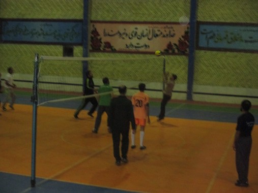 مسابقه با تیم والیبال فرمانداری و ادارات شهرستان کوار