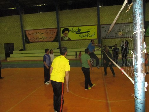 مسابقه با تیم والیبال فرمانداری و ادارات شهرستان کوار