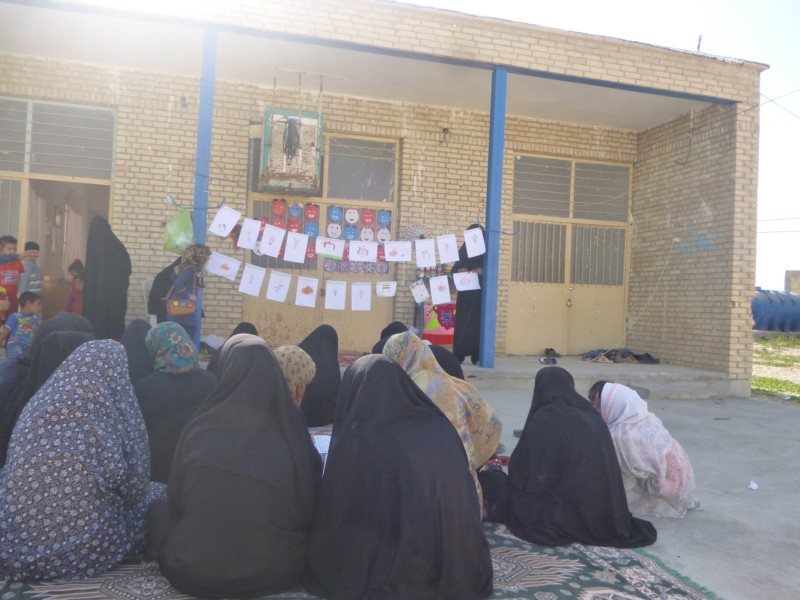 گزارش تصویری: اعزام گروه جهادی خواهران به مناطق محروم خنج