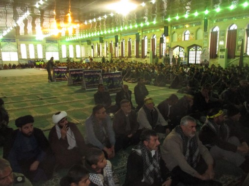اجتماع بزرگ بسیجیان در مصلای 14 معصوم شهرستان کوار