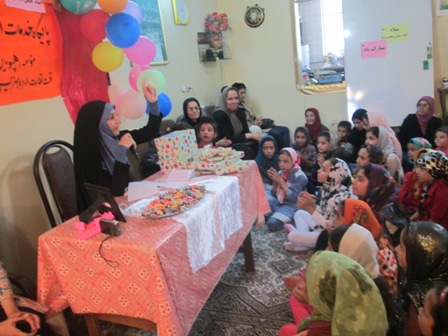 مراسم جشن میلاد امام حسن مجتبی(ع)،اکرام و توزیع افطاری بین خانواده های نیازمند