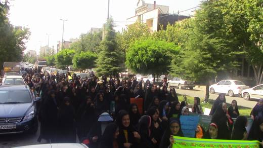 برگزاری راهپیمایی خواهران  به مناسبت هفته عفاف وحجاب