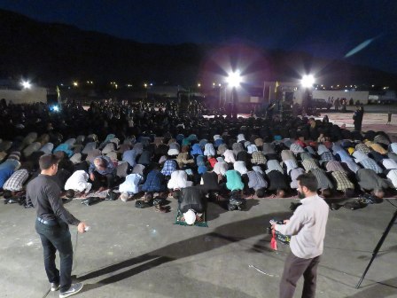 تشیع پیکر پاک شهید گمنام دفاع مقدس و برگزاری یادواره شهدا در روستای بهاران