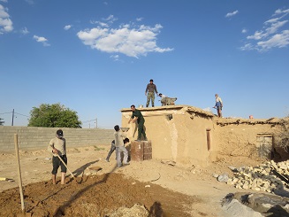 خدمت رسانی گروه جهادی شهیدان زارع کوهنجان در روستای شوریجه