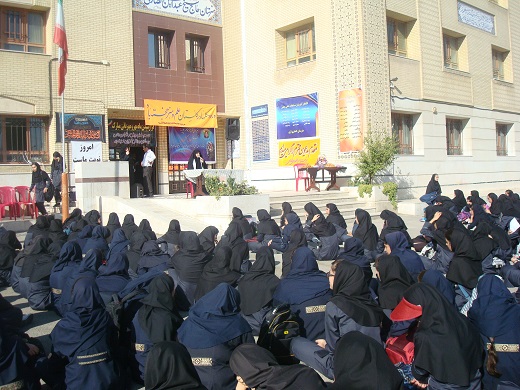 برنامه های اجرا شده به مناسبت هفته دفاع مقدس و بازگشایی مدارس حوزه 2 صدیقه طاهره (س)