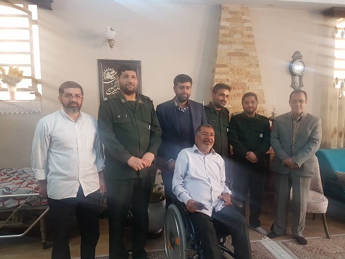 بازدید از خانواده جانباز(ابراهیمی شاد) با حضور مسئول بسیج کارمندان استان فارس