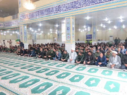 مراسم چهلمین روز شهادت سردار سلیمانی در مسجد جامع سروستان برگزار شد.