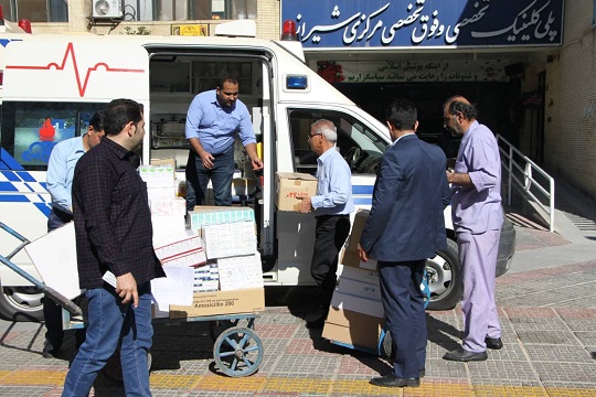 ارسال دارو و لوازم پزشکی مورد نیاز به مناطق سیل زده سیستان و بلوچستان