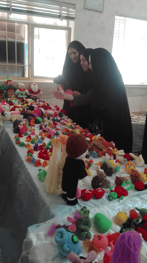 نهمین نمایشگاه صنایع دستی بانوان توانمند بخش کردیان افتتاح شد