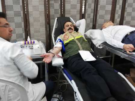اهداء خون بسیجیان جامعه پزشکی بمناسبت روز ملی اهداء خون