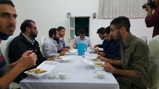 برگزاری جلسه اندیشه ورزی با حضور گروه های جهادی به هماره ضیافت افطار