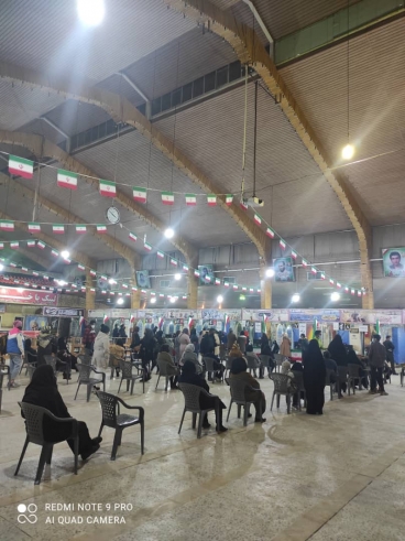 برگزاری جشن بزرگ انقلاب در مرکز واکسیناسیون ثارالله