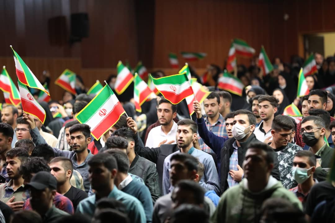 گردهمایی دانشجویان بسیجی استان فارس به مناسبت گرامیداشت سالروز تشکیل بسیج دانشجویی