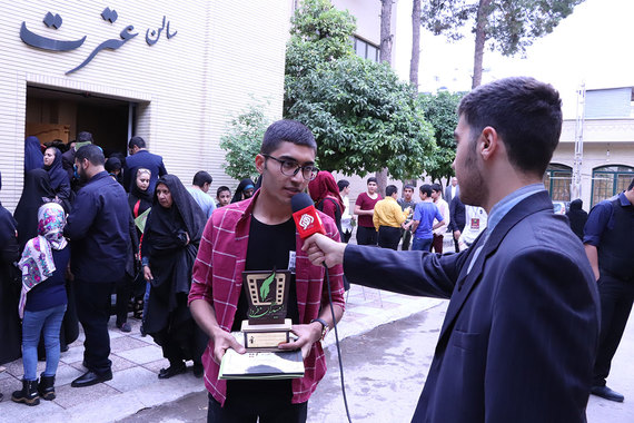 مصاحبه با نفرات برگزیده جشنواره توسط تیم رسانه ای پایگاه رسانه ای شهید رهبر